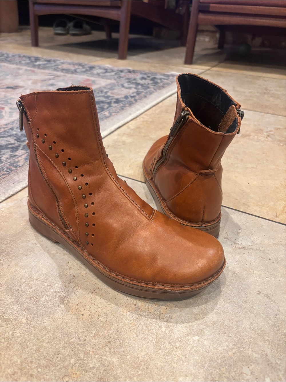Naot Tan/Brown Leather Chukka Zip Boots size 37 chamel color - Picture 8 of 15